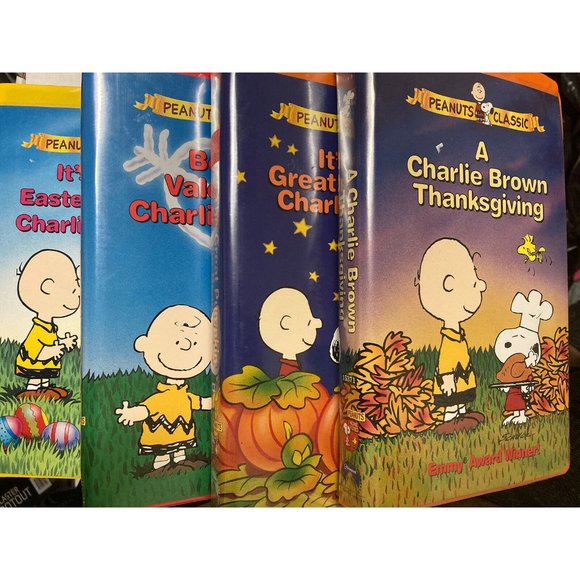 Peanuts Classic VHS Bundle (4 Videocassettes) - Picture 1 of 5